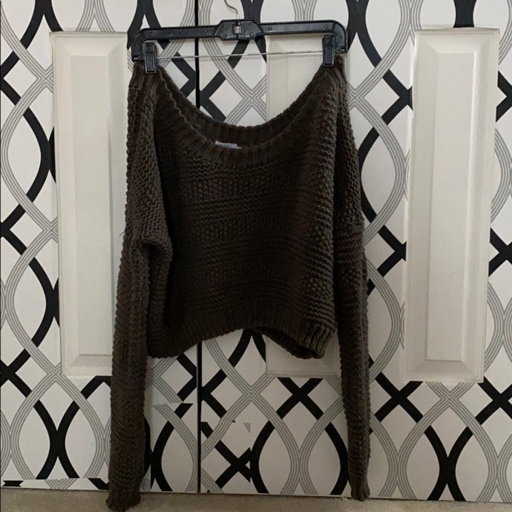 Cropped off the shoulder chunky sweater